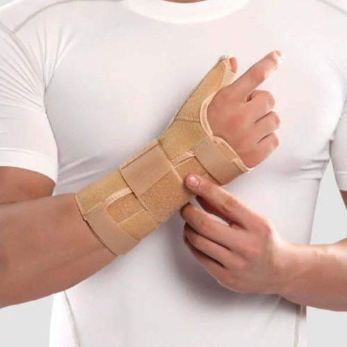 مچ شست بند طبی آتل دار کرم (چپ و راست) پاک سمن 067
