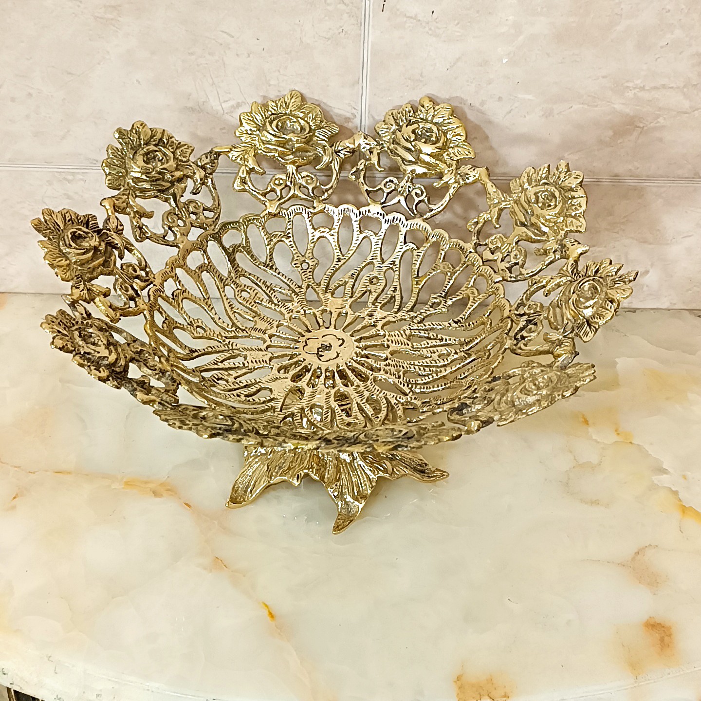 میوه خوری برنجی  و سرویس پذیرایی  گل رز  پایه ریشه ای کد 239(میوه خوری برنز )