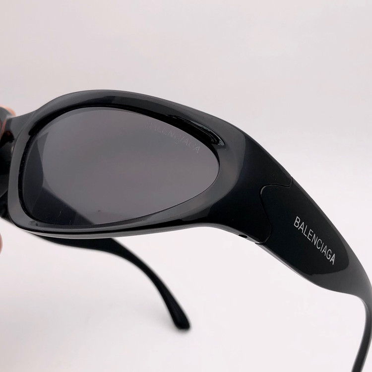 عینک افتابی زنانه بلنسیاگا اسپرت UV400