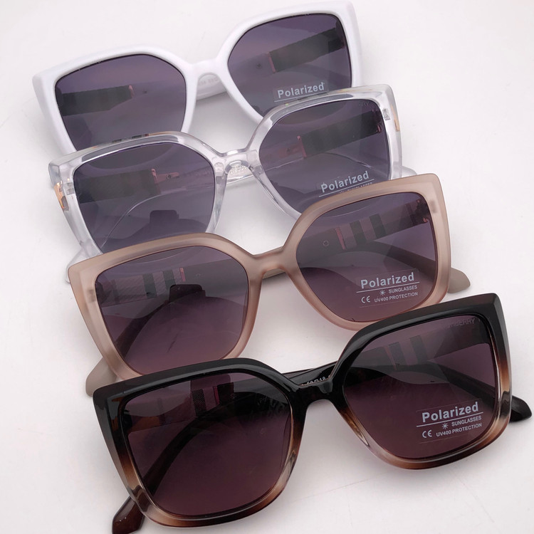 عینک زنانه از BURBERRY