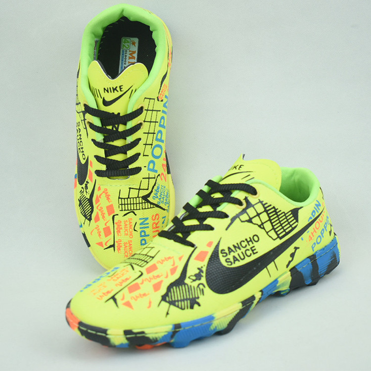 کفش فوتبال مردانه مدل استوک ریز کد C-8186